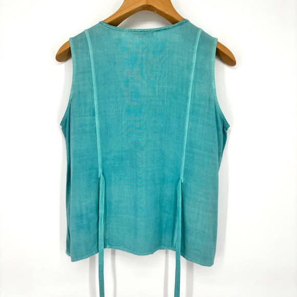 Papa Teal Embroidered Stripe V-Neck Button Front Tie Back Sleeveless Top, Medium - Picture 14 of 16